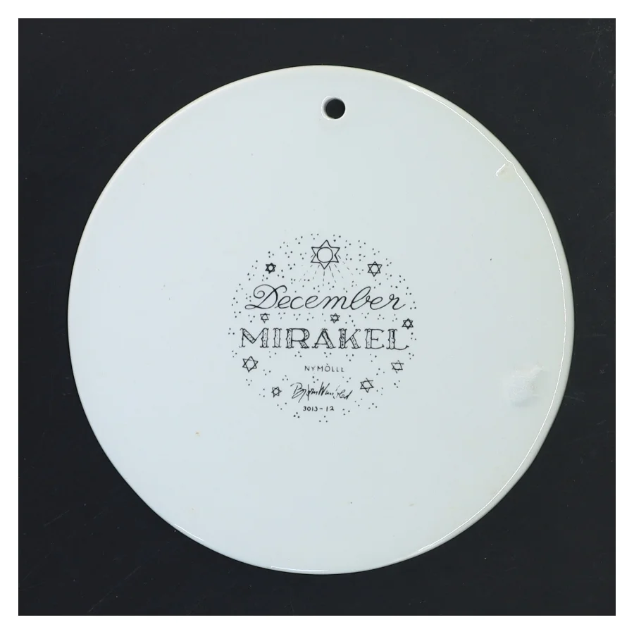 Bjørn Wiinblad Nymølle December Mirakel væg/platte Ø15,5 cm fra Nymölle (str. Ø 15,5 cm)