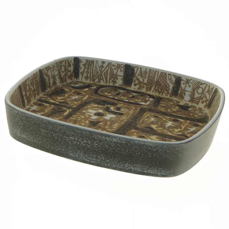 Fajancefad med brun mønsterdekoration 22x4 cm fra Royal Copenhagen (str. 22x4 cm)