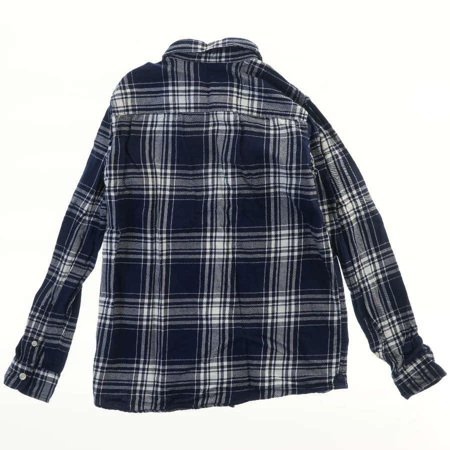 Mønstret skjorte fra H&M (str. 146)