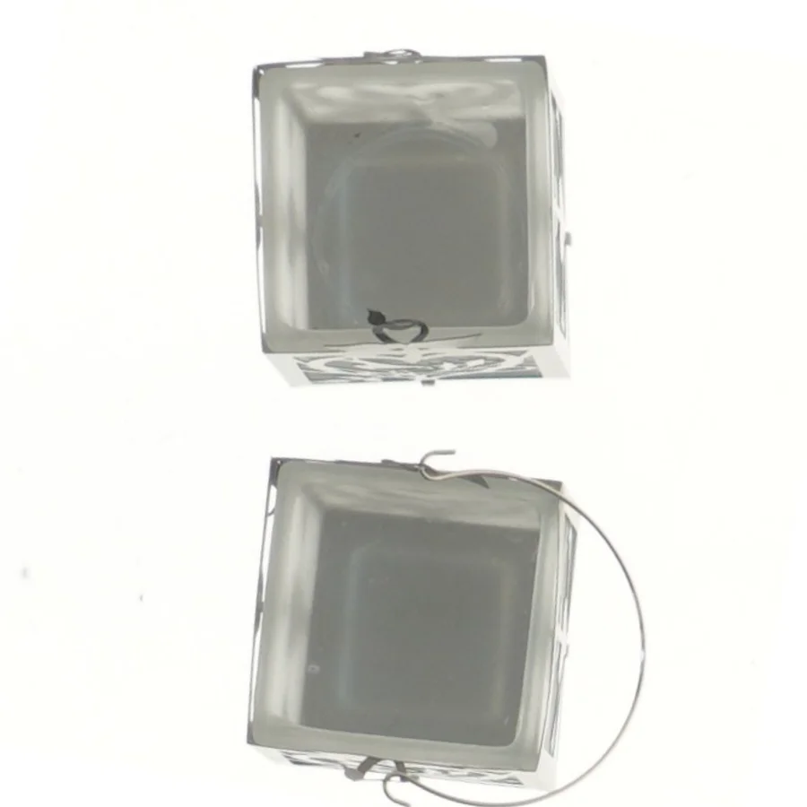 Metal fyrfadsstager med mønster fra Jette Frölich (str. 5x5x5 cm)