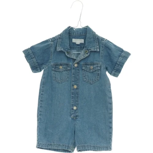 buksedragt fra H&M (str. 68 cm)