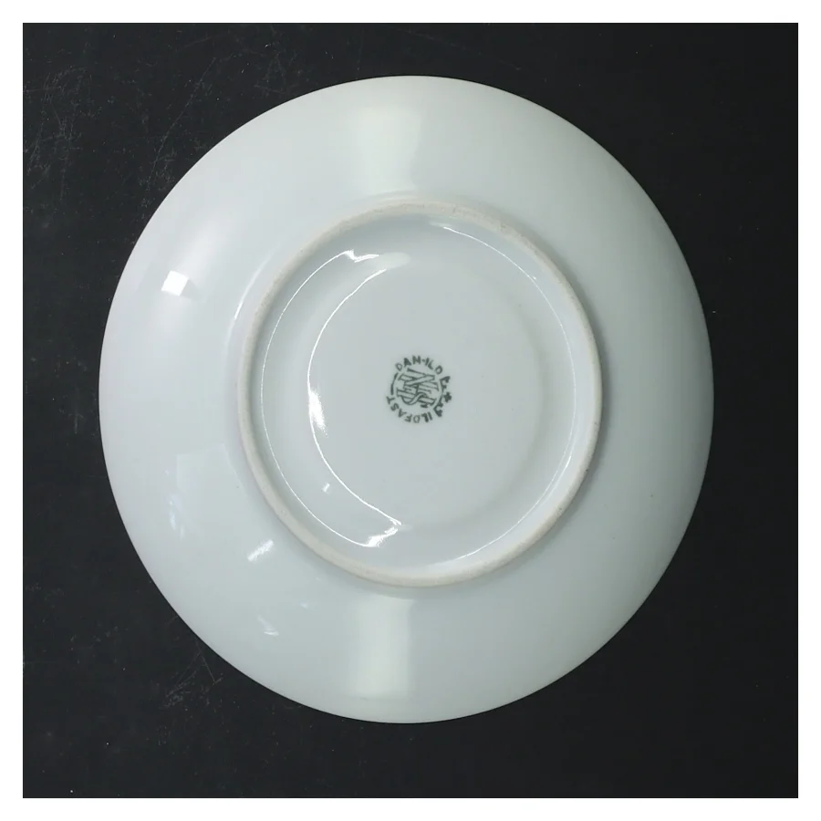 Blå Dråbe fra Lyngby porcelæ,  med mønster (str. Ø 18 cm)