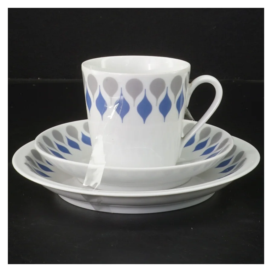 Blå Dråbe fra Lyngby porcelæ,  med mønster (str. Ø 18 cm)