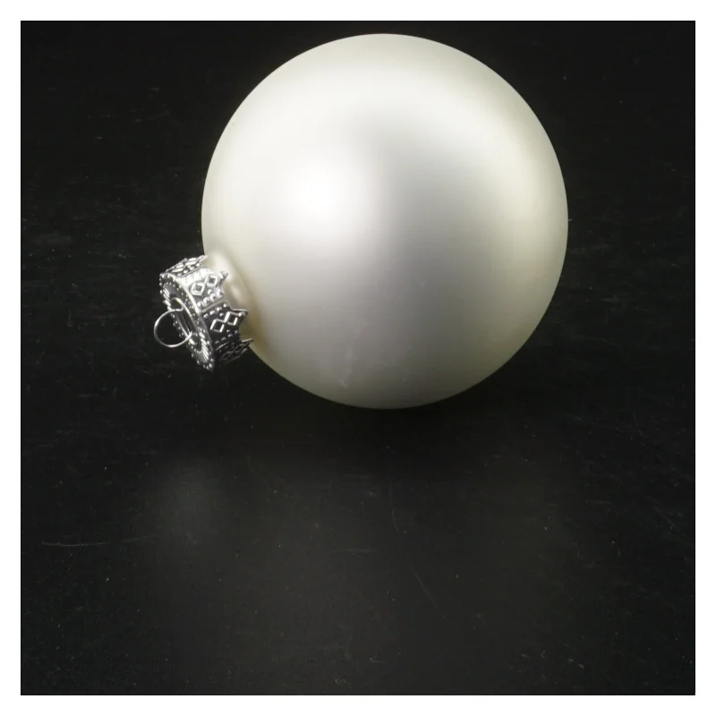 Hvide juletræskugler