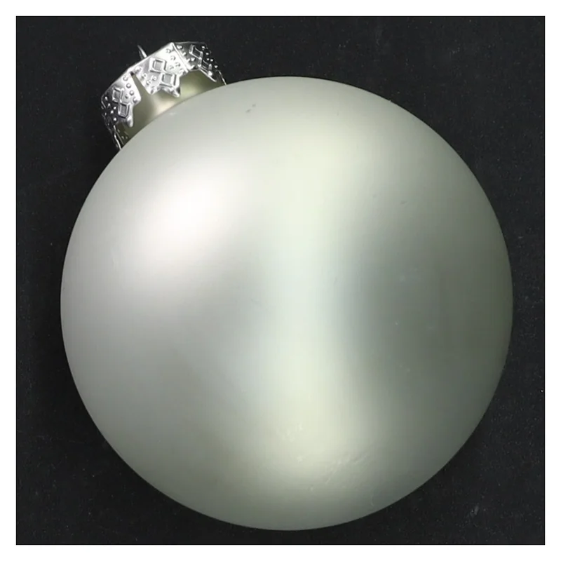 Hvide juletræskugler