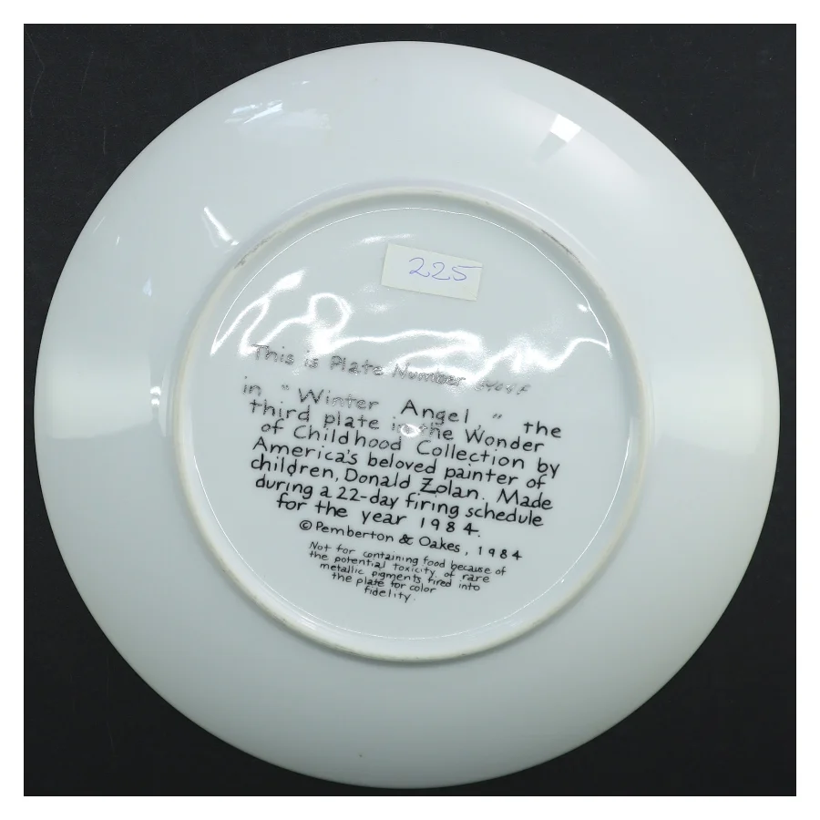 Dekorativ porcelænstallerken fra Pemperton & Oates (str. 22 cm)