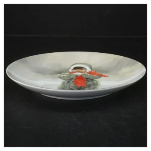 Dekorativ porcelænstallerken fra Pemperton & Oates (str. 22 cm)