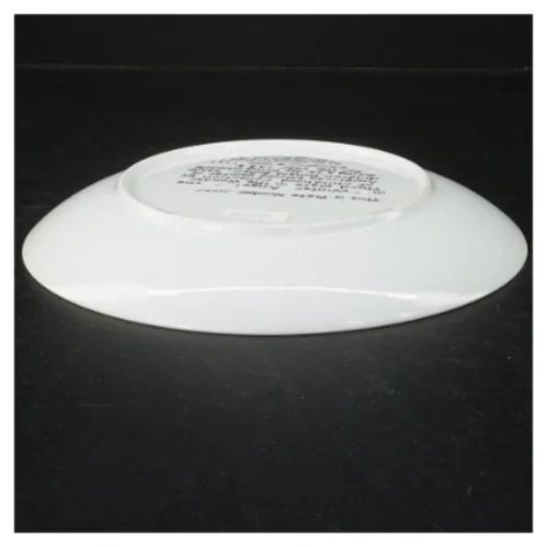 Dekorativ porcelænstallerken fra Pemperton & Oates (str. 22 cm)