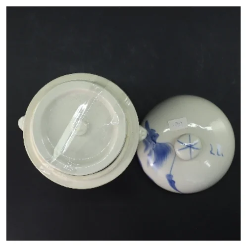 Orientalsk Fajance krukke med låg (str. 21 cm)