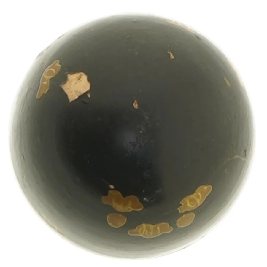 Pynteæg med bladdekoration