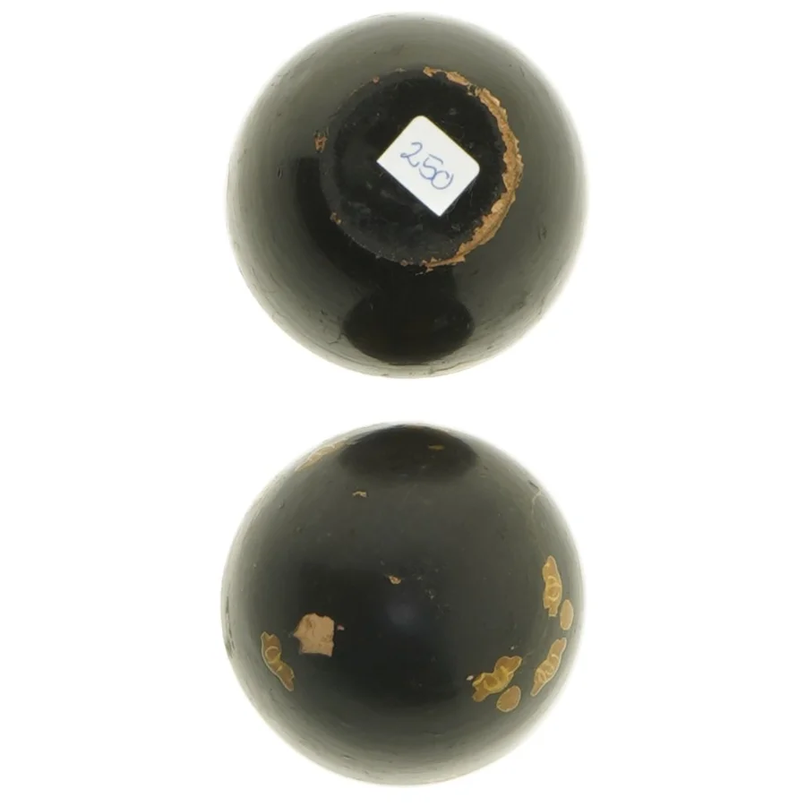 Pynteæg med bladdekoration