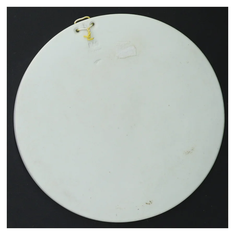 Bing & Grøndal Platte . Dekorativ platte med engelmotiv fra B&G (str. Ø 15 cm)