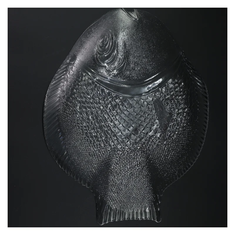 Glasfisk tallerken  (str. 34 x. 26 cm). 4 stk 275