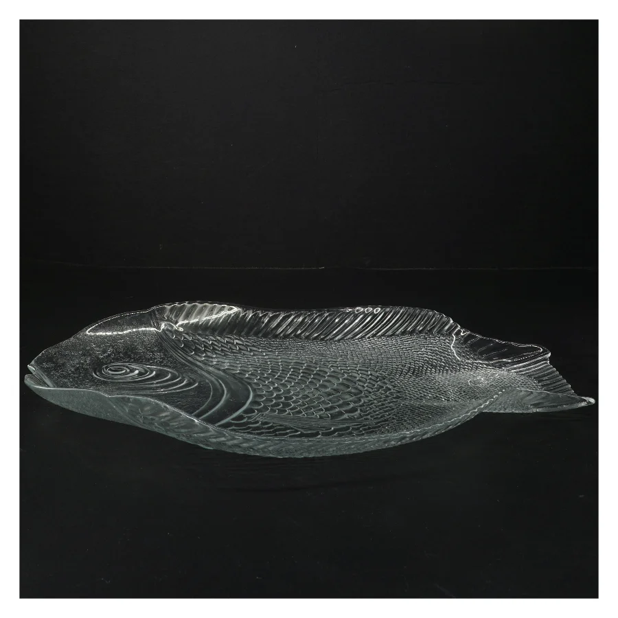 Glasfisk tallerken  (str. 34 x. 26 cm). 4 stk 275