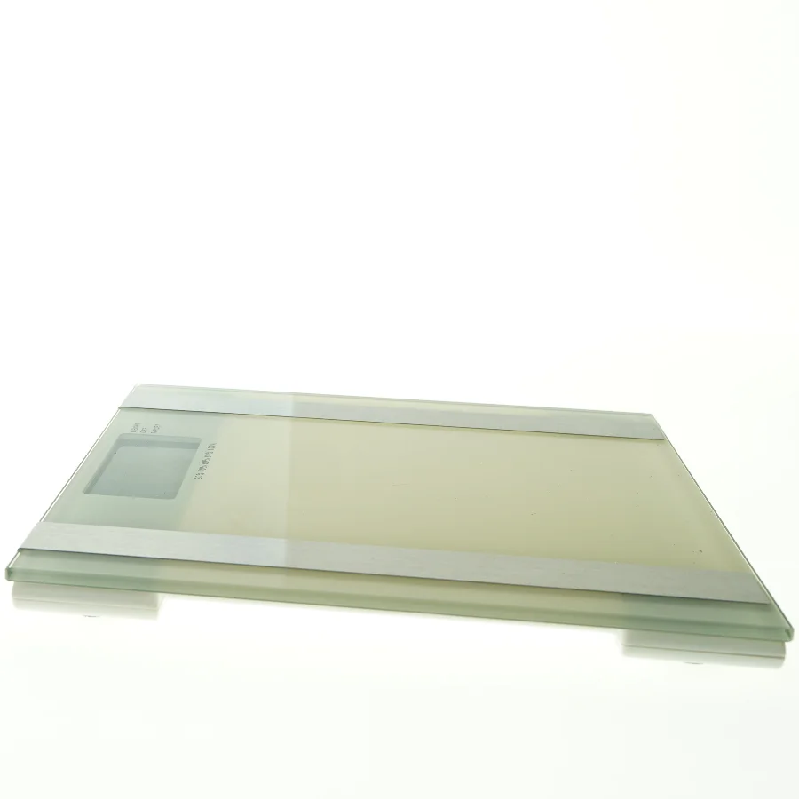 Personvægt fra Sanotec (str. 33 x. 30 cm)