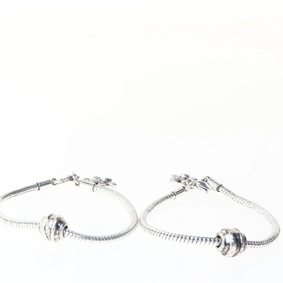 Sølv armbånd med blomster vedhæng (str. 2 stk 17,5 cm)