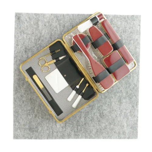 Rejse/hårsæt i sort boks