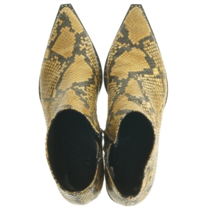 Damesko i slangeprint fra Gardena (str. 39 )