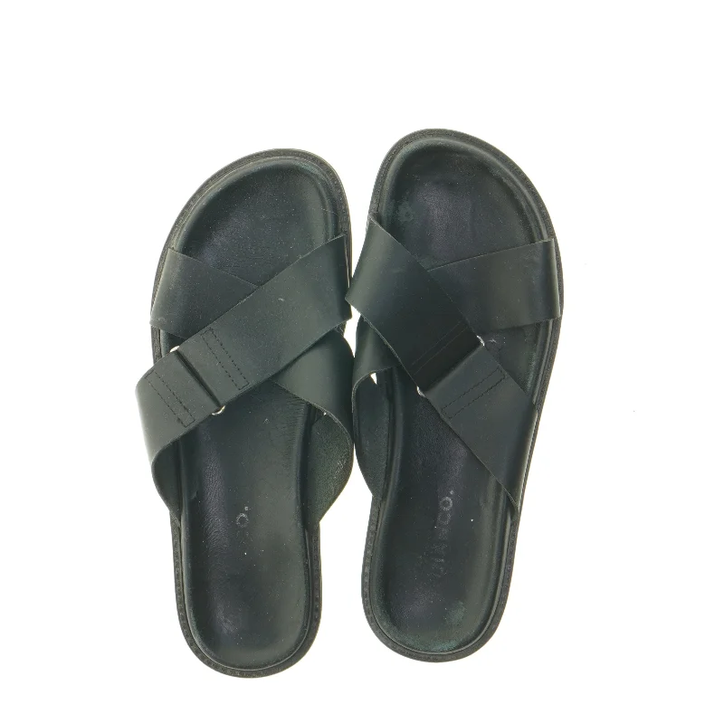 Sorte sandaler (str. 39 )