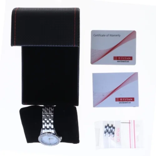 Titan ur med sekundviser fra Titan (str. Ø 9 mm)