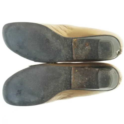 Damesko i bronzefarve fra Billi Bi (str. 41 )