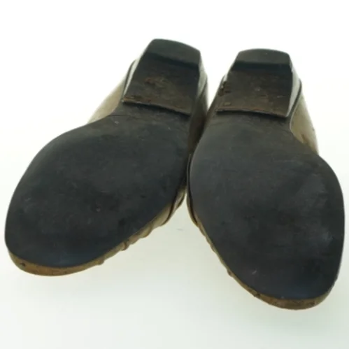 Damesko i bronzefarve fra Billi Bi (str. 41 )