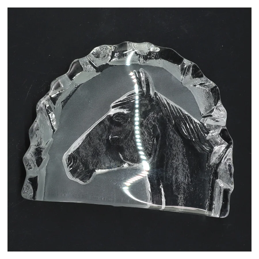 Glasfigur af hest (str. 14x11 cm)