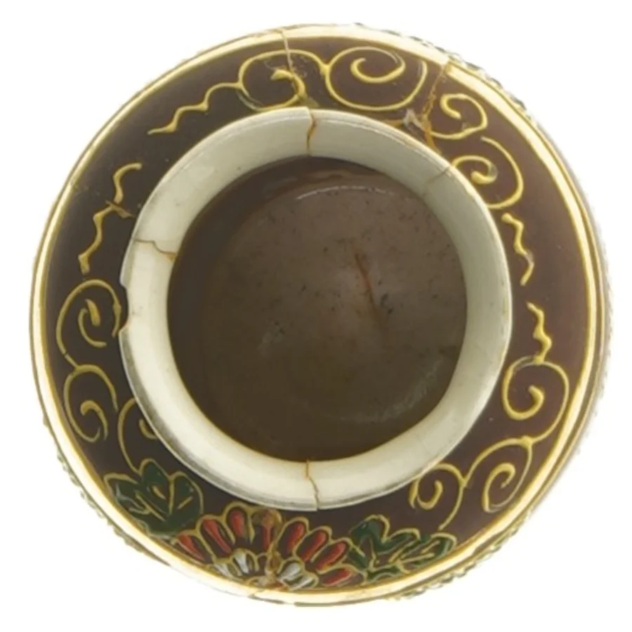 Dekorativ vase med figurer (str. 9 cm)