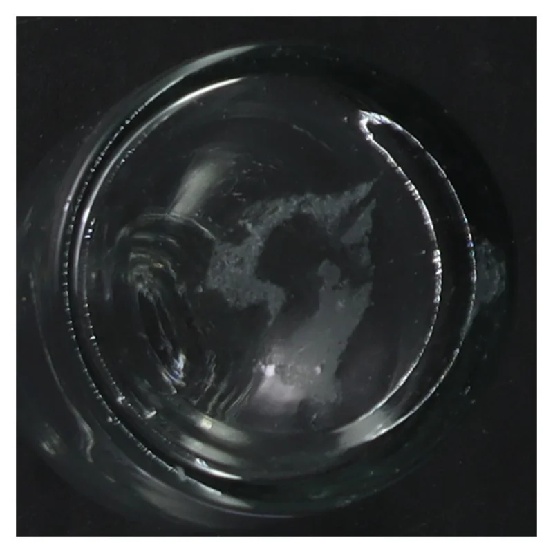 To små glasflasker (str. 11 cm. 2 styk)