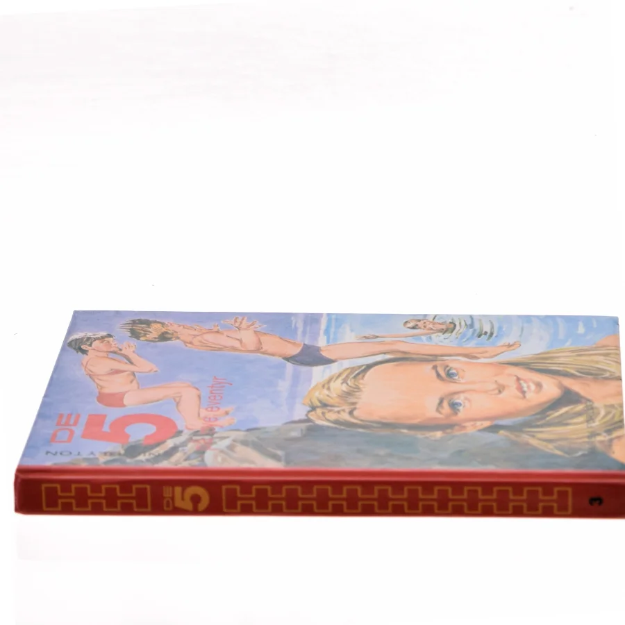 De 5 på nye eventyr af Enid Blyton (Bog)