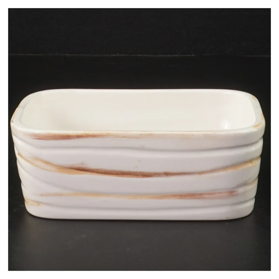 Til Kærgården/smørbar Rektangulær keramikskål fra ELPA (str. 13,5 x. 10 cm)