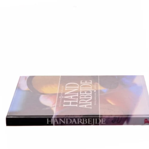 Håndarbejde af Politiken  (Bog)