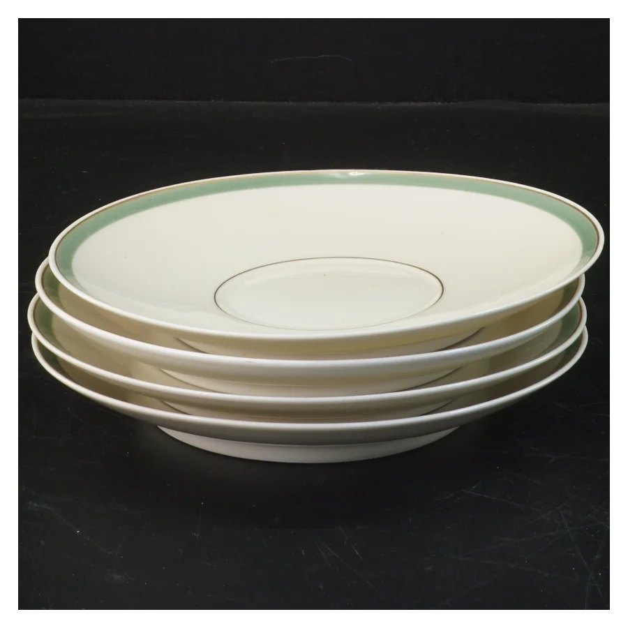 4 suppeteriner fra Royal Copenhagen (str. Kop ø, 13 cm. underkop. ø. 17 cm. 4 z)