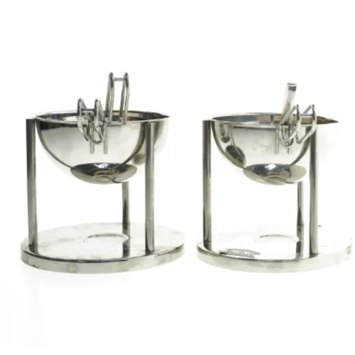 2 Saucegryder på stativ fra Menu (str. Ø. 15 cm. 2 styk)