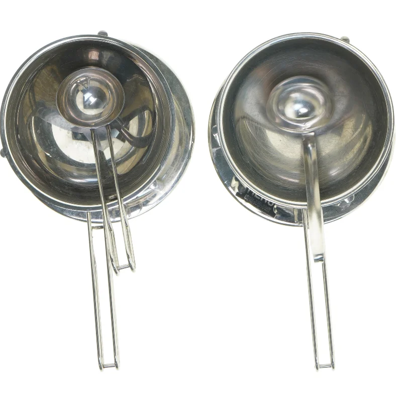 2 Saucegryder på stativ fra Menu (str. Ø. 15 cm. 2 styk)