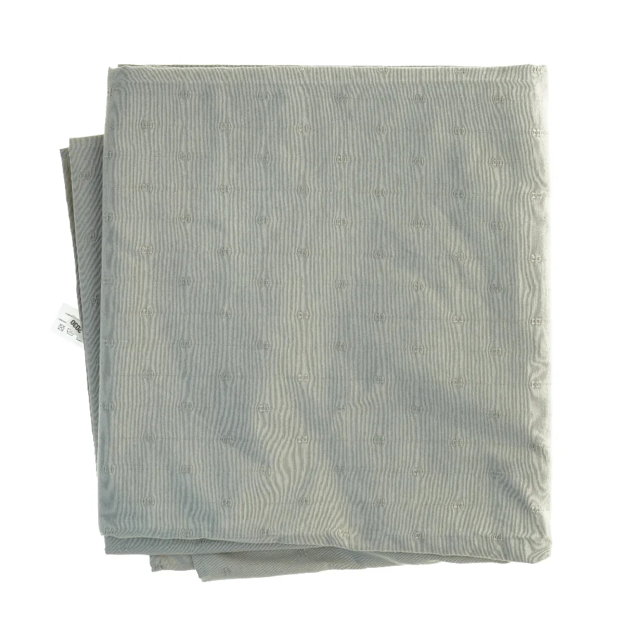 Dug med hvide striber og detaljer (str. 132 x, 256 cm)