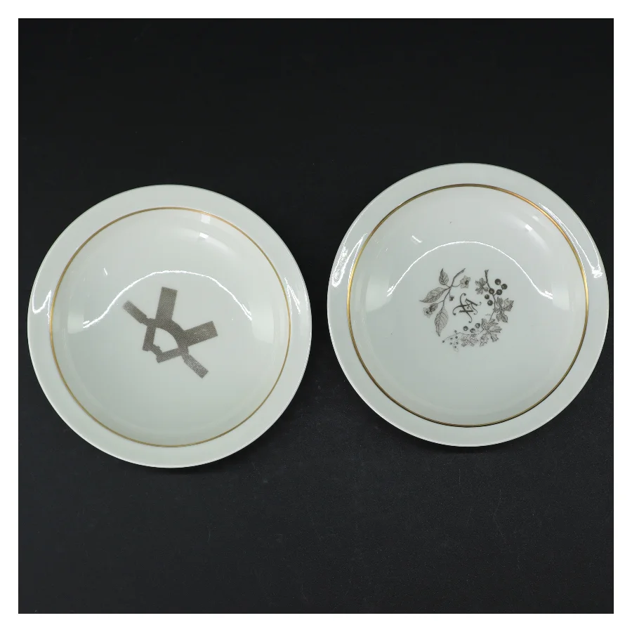 Dybe porcelænstallerkener fra Royal Copenhagen (str. 14 cm)