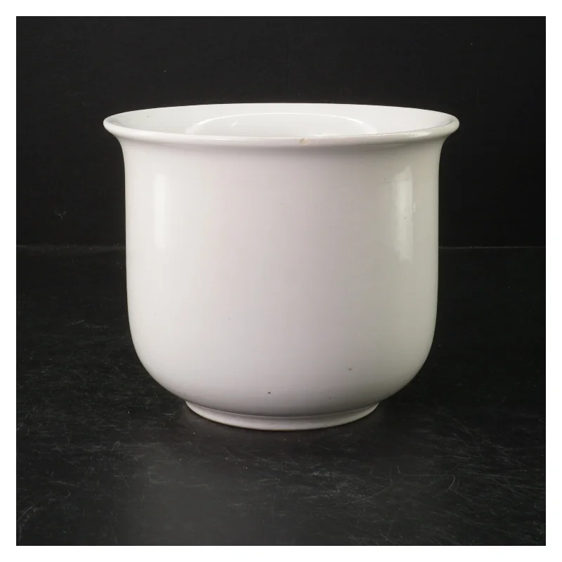 Hvid porcelænskjuler (str. Ø 17. cm)