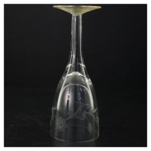 Stort glas med slebet mønster (str. 23 x 9 cm)