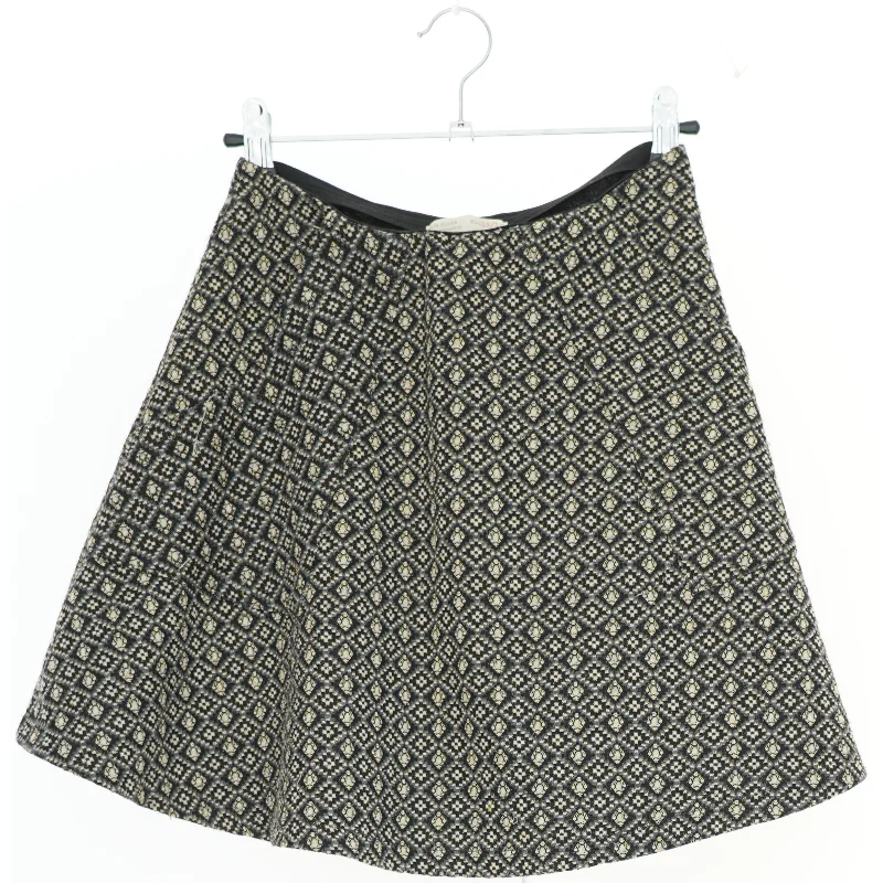 Mønstret nederdel fra Zara (str. 164)