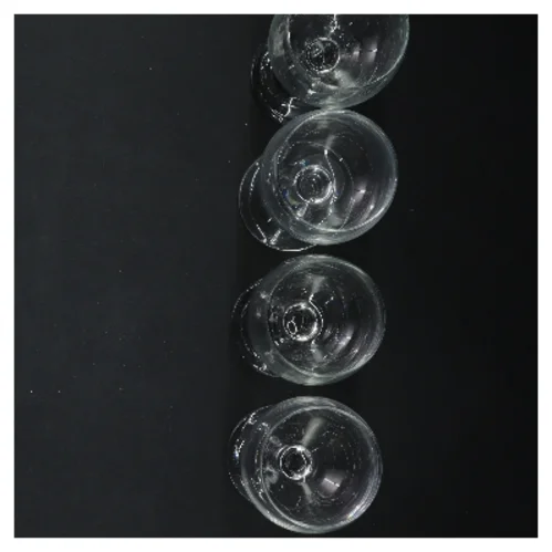 Sæt af fire ballonglas  vinglas (str. 12-13 cm)