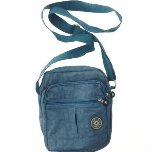 Blå skuldertaske fra Sport (str. 27x22 cm)