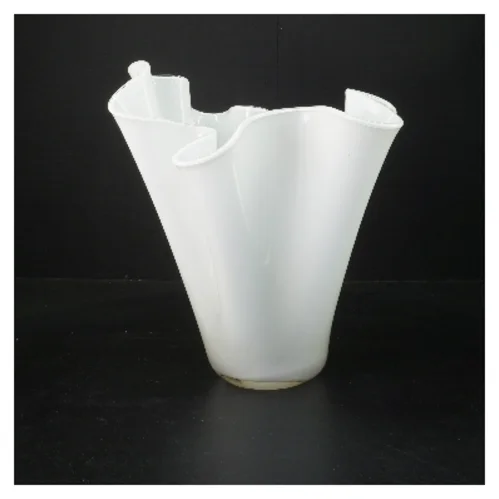 Hvid glas vase (str. 24x26 cm)