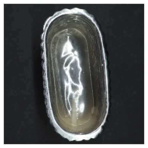 Lille sølvfarvet krukke (str. 14 x 7 cm)