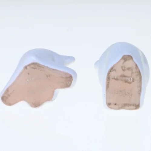 Keramiske figurer, sæt af to fra L. Hjorth (str. 5 cm)