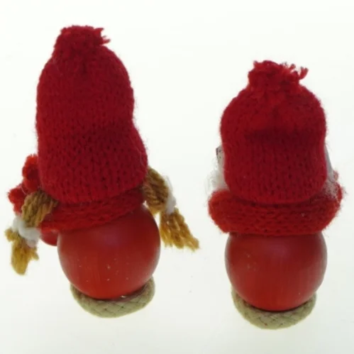 Nissepar med strikhuer (str. H. 8 cm)