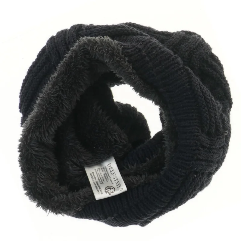 Strikket halsedisse fra Delustati (str. Ø 20 cm)