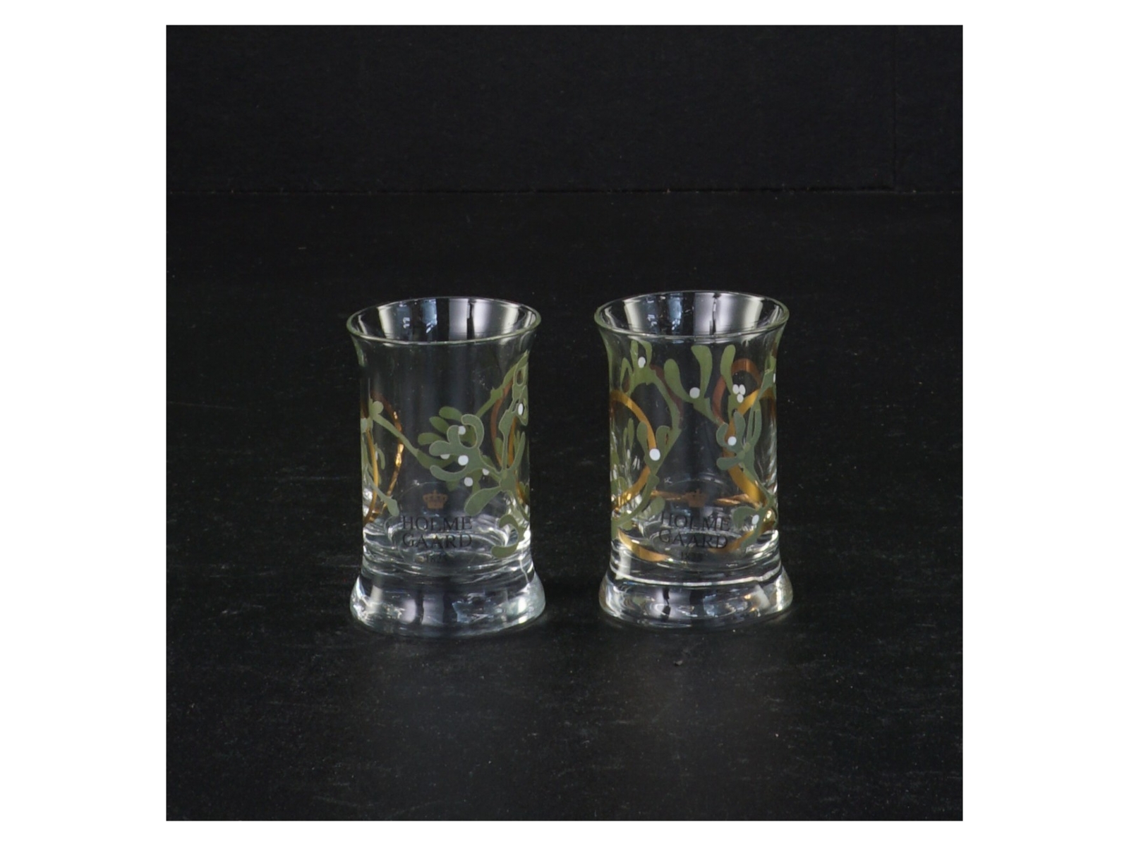 Dekorative glas med mistelten fra Holmegaard (str. 6 x 4 cm)