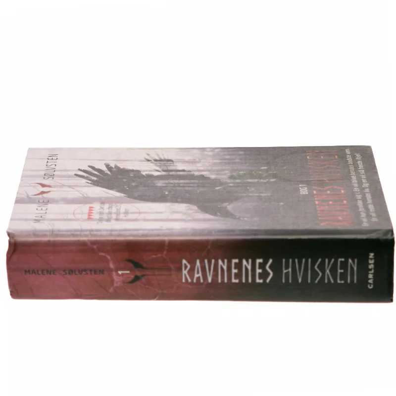 Ravnenes hvisken. Bog 1 af Malene Sølvsten (Bog)