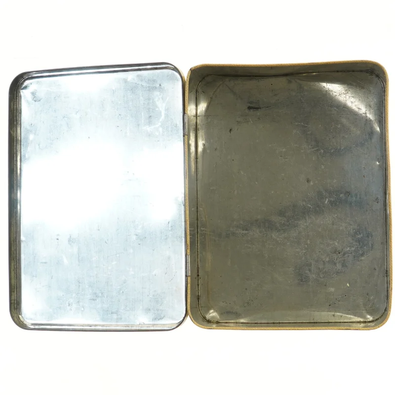 Vintage dåse med broderet design (str. 24x18x10 cm)